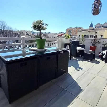 Dignan - Elegant T2 En Plein Centre - A Deux Pas De La Mae-8974 *