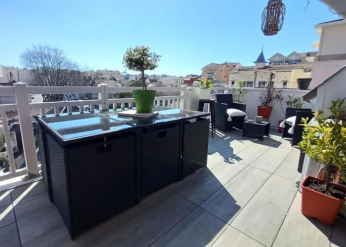 Dignan - Elegant T2 En Plein Centre - A Deux Pas De La Mae-8974 *