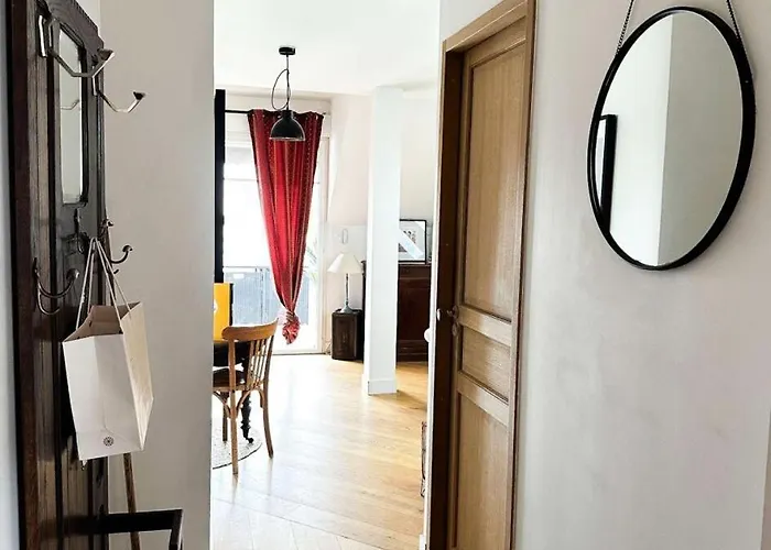 Dignan - Elegant T2 En Plein Centre - A Deux Pas De La Mae-8974 Lejlighed